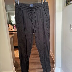 GAP Women's Black Straight Leg Pants